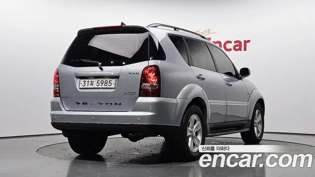 KGM Rexton 2009 thumb 6