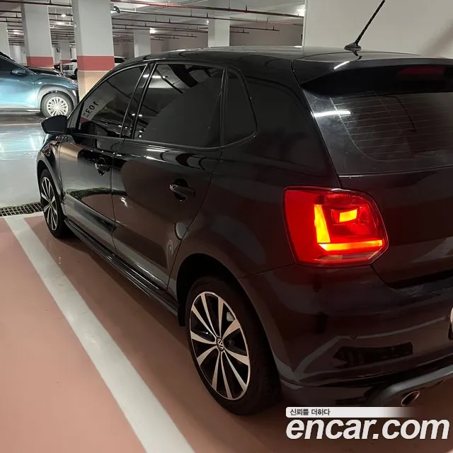 Volkswagen Polo 2016 thumb 6