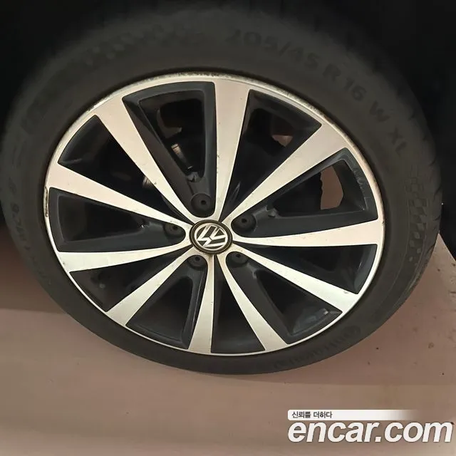 Volkswagen Polo 2016 thumb 12