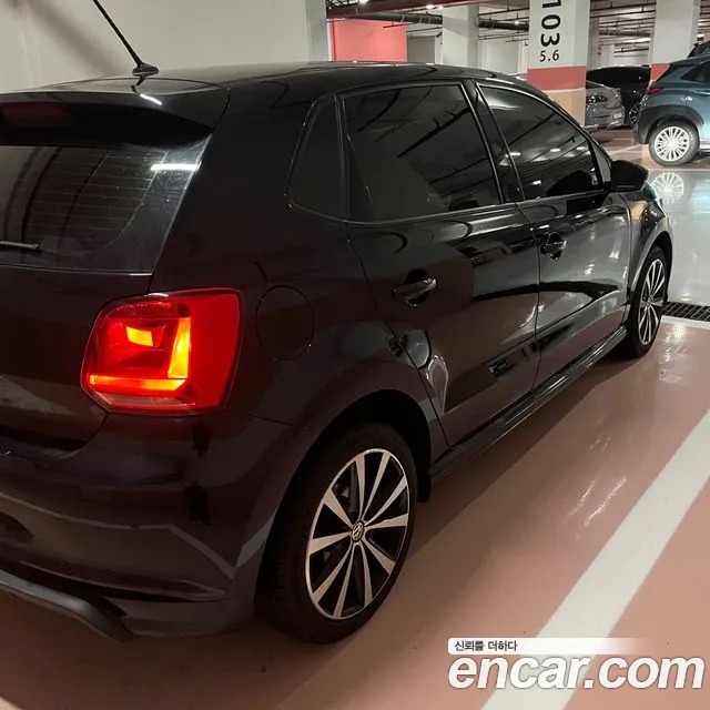 Volkswagen Polo 2016 thumb 2