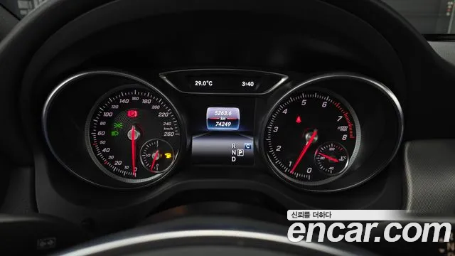 Mercedes-Benz A-Класс 2018 thumb 6