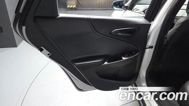 Chevrolet Malibu 2017 thumb 10