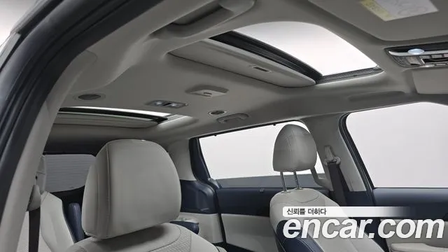 Kia Carnival 2024 thumb 10