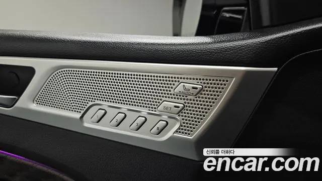 KGM Rexton 2022 thumb 2