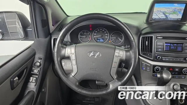 Hyundai Staria 2017 thumb 4