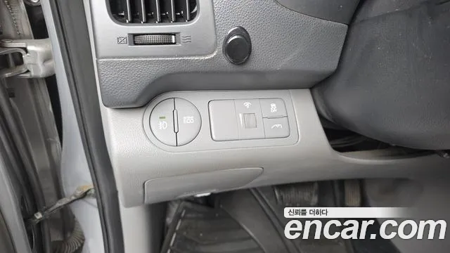 Hyundai Staria 2017 thumb 5