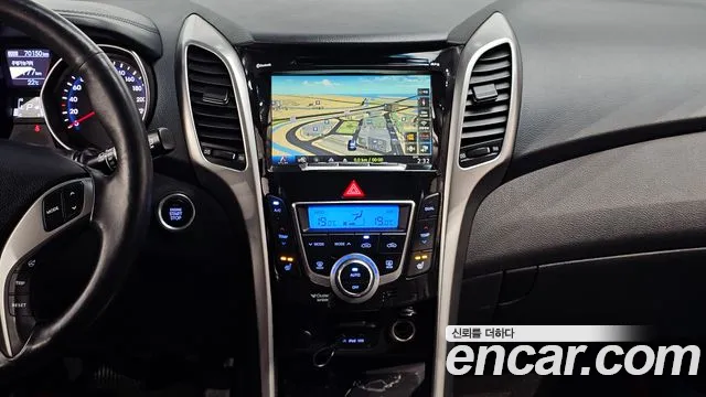 Hyundai i30 2013 thumb 4