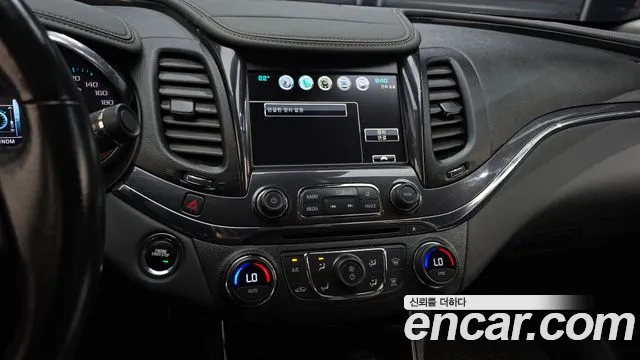 Chevrolet Impala 2017 thumb 12