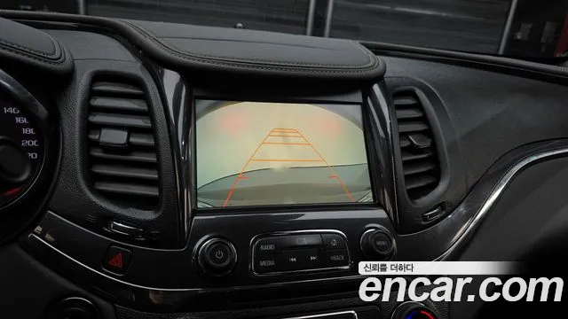 Chevrolet Impala 2017 thumb 2