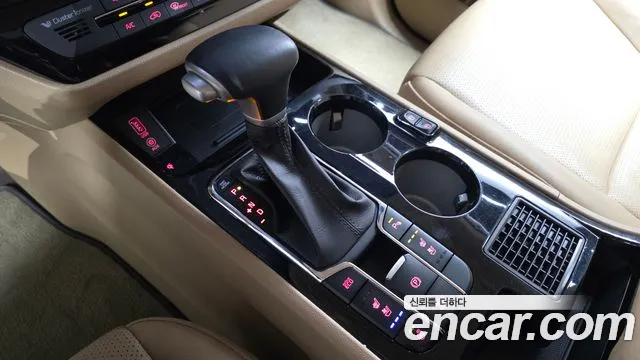 Kia Carnival 2020 thumb 11