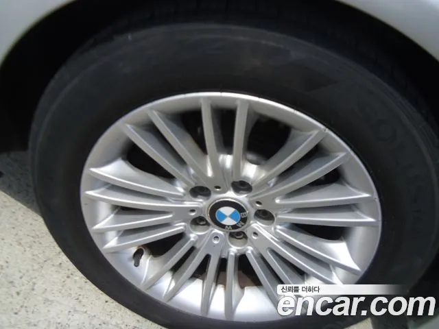 BMW 5 серии 2013 thumb 3