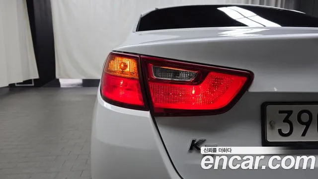 Kia K5 2015 thumb 8
