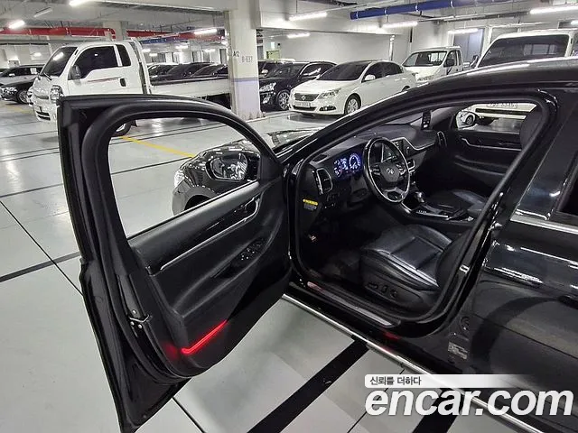 Hyundai Grandeur 2017 thumb 10
