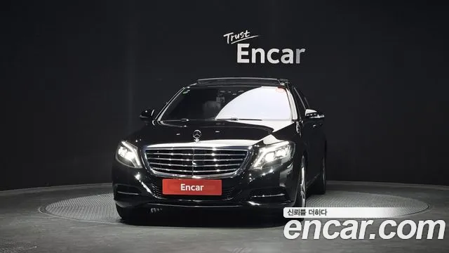 Mercedes-Benz S-Class 2015 thumb 4