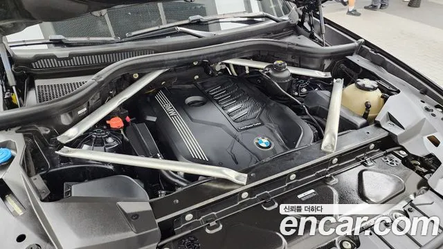 BMW X5 2021 thumb 9