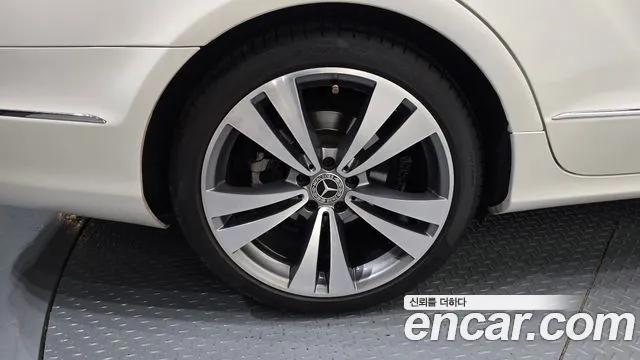 Mercedes-Benz CLS 2012 thumb 9
