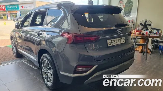 Hyundai Santa Fe 2020 thumb 5