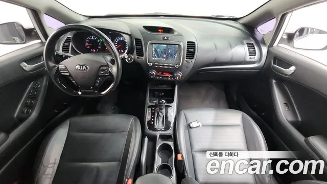 Kia K3 2016 thumb 10