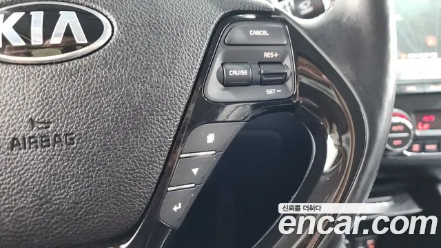 Kia K3 2016 thumb 4