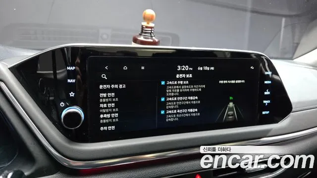 Hyundai Sonata 2021 thumb 10