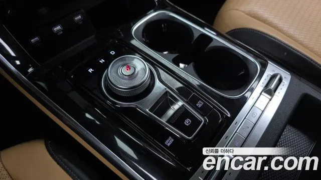 Kia Carnival 2021 thumb 11