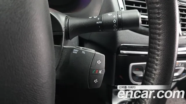 Renault SM3 2016 thumb 3