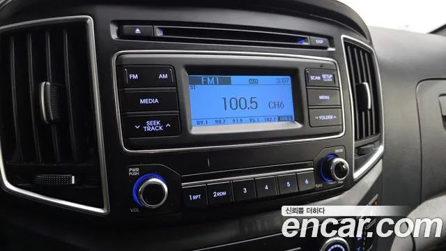 Hyundai Staria 2018 thumb 5