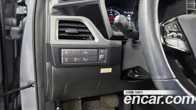 KGM Korando 2023 thumb 2