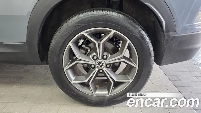 KGM Korando 2023 thumb 11