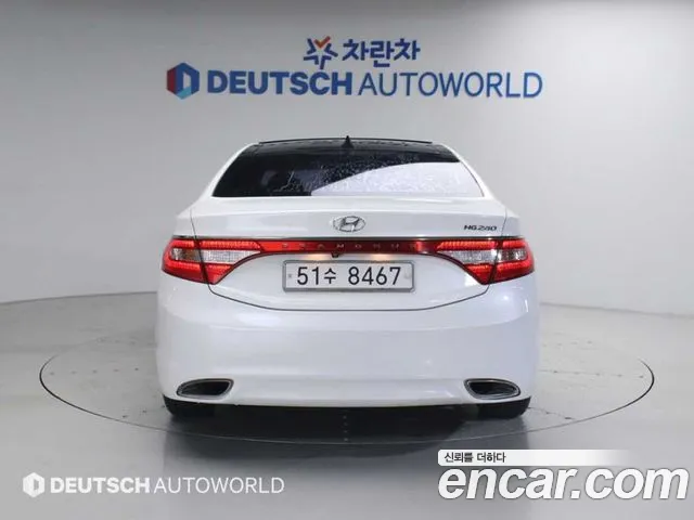 Hyundai Grandeur 2014 thumb 10