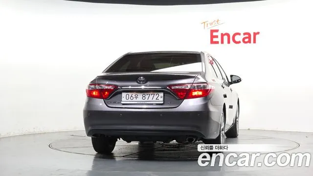 Toyota Camry 2017 thumb 7