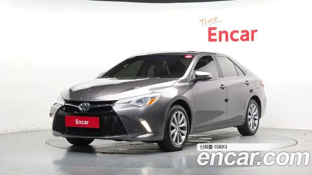 Toyota Camry 2017 thumb 10