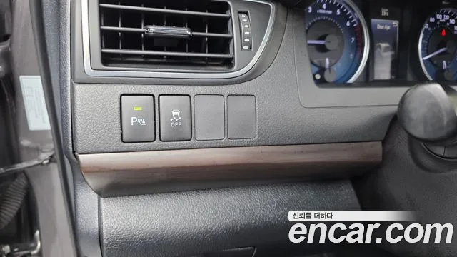 Toyota Camry 2017 thumb 3
