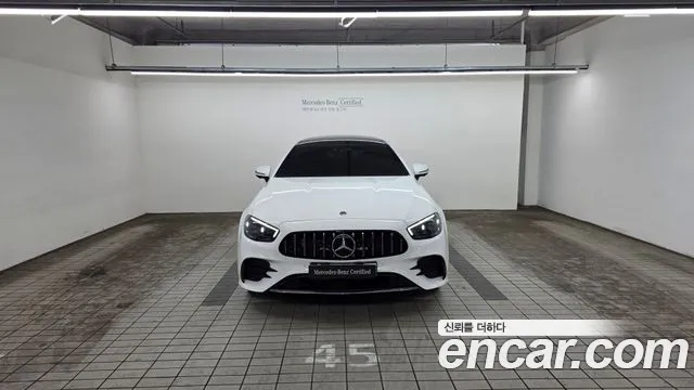 Mercedes-Benz E-Class 2021 thumb 4