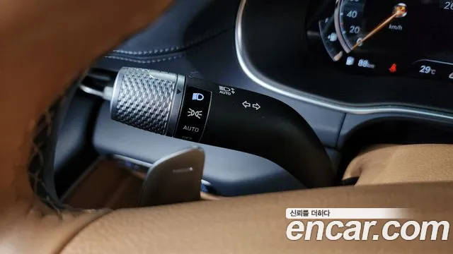 Genesis GV80 2021 thumb 2