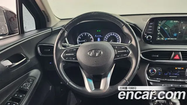 Hyundai Santa Fe 2019 thumb 4