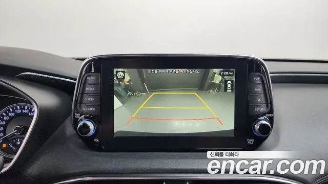 Hyundai Santa Fe 2019 thumb 5