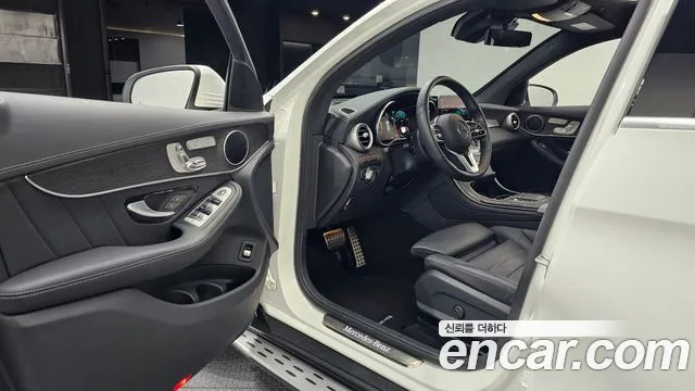 Mercedes-Benz GLC 2023 thumb 3