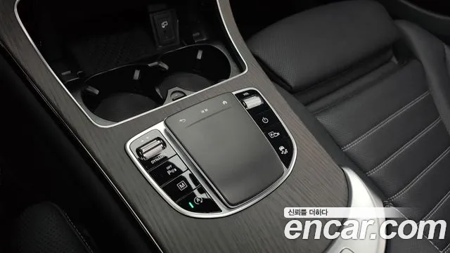 Mercedes-Benz GLC 2023 thumb 6