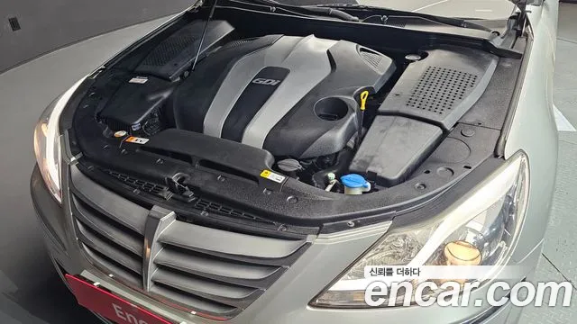 Hyundai Genesis 2013 thumb 3