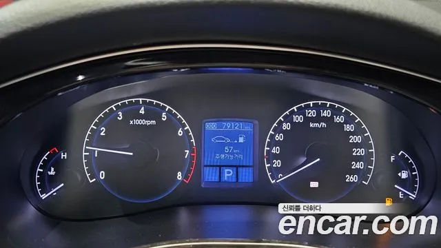 Hyundai Genesis 2013 thumb 7