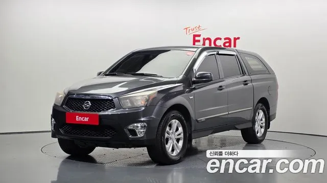 KGM Korando 2015 thumb 9