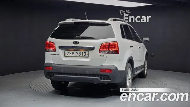 Kia Sorento 2011 thumb 2