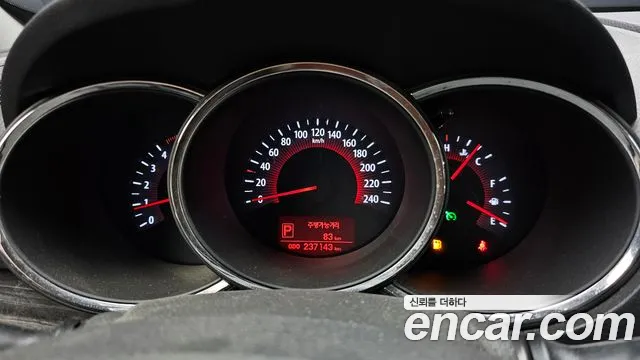 Kia Sorento 2011 thumb 10