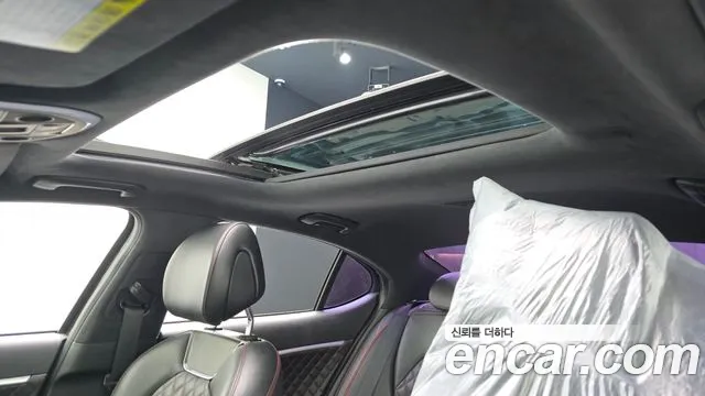 Genesis G70 2018 thumb 6