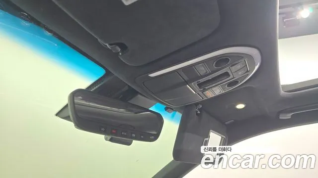 Genesis G70 2018 thumb 12