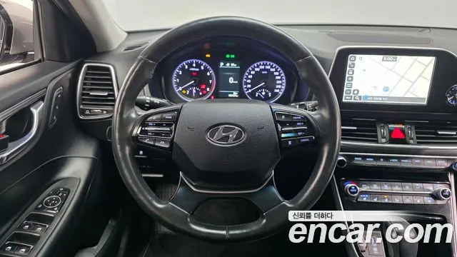 Hyundai Grandeur 2017 thumb 9