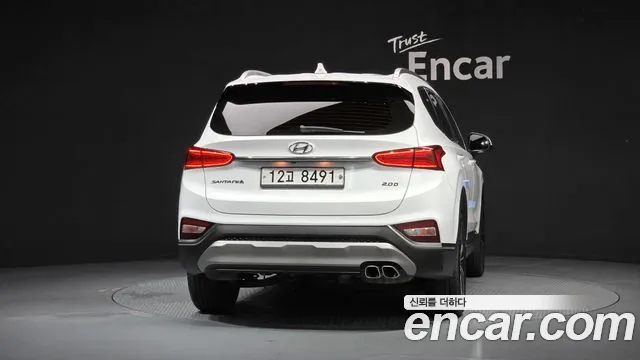 Hyundai Santa Fe 2018 thumb 11