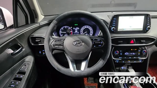 Hyundai Santa Fe 2018 thumb 2