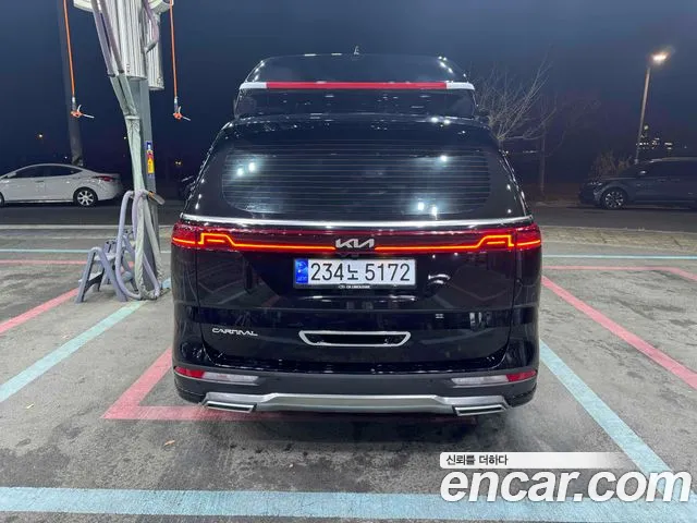 Kia Carnival 2022 thumb 4